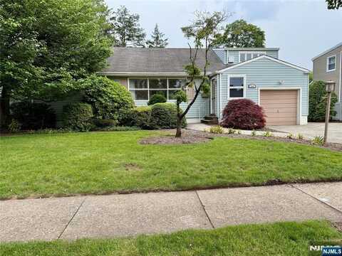 324 Jordan Road, New Milford, NJ 07646