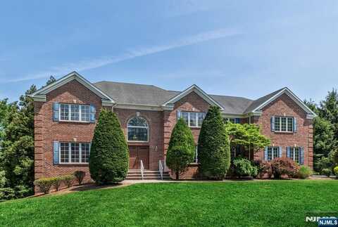 22 Pine Road, Allendale, NJ 07401