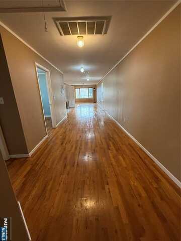 1027 Augusta Street 2nd Fl, Elizabeth, NJ 07201