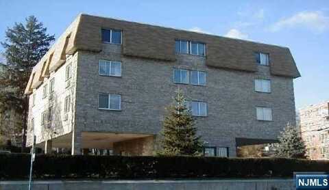 47 Polifly Road 2D, Hackensack, NJ 07601