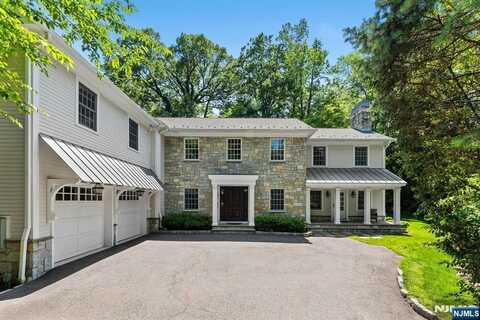 56 Knoll Road, Tenafly, NJ 07670