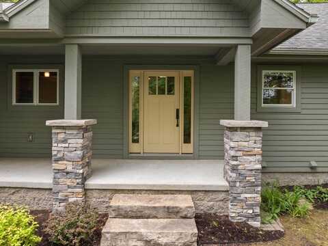 1752 Turnberry Trail, Boyne City, MI 49712