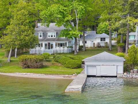 1788 North Shore, Walloon Lake, MI 49796