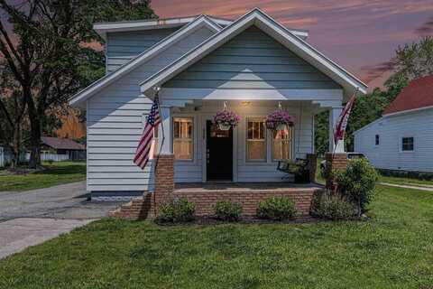 629 Petoskey, Charlevoix, MI 49720