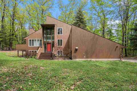1509 Kingswood, Harbor Springs, MI 49740