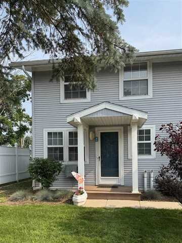 13456 Stover, Charlevoix, MI 49720