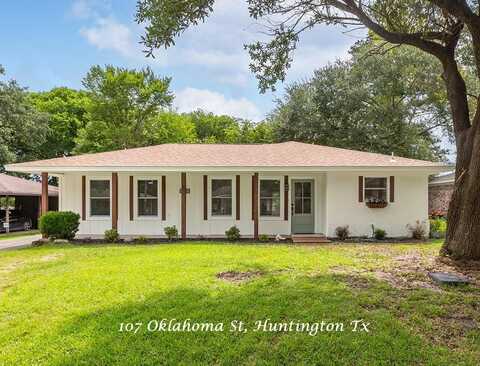 107 Oklahoma Street, Huntington, TX 75949
