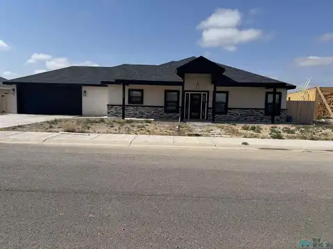 1236 Bella Vita Drive, Roswell, NM 88201