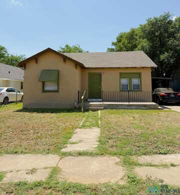 1016 Rencher Street, Clovis, NM 88101
