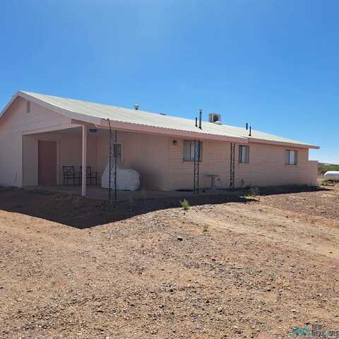 4270 SE El Mar Road, Deming, NM 88030