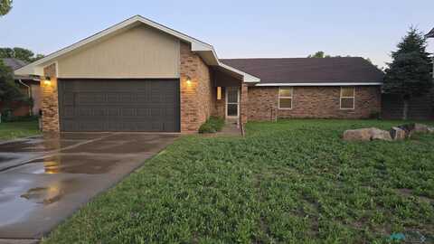 909 Rosewood Drive, Clovis, NM 88101