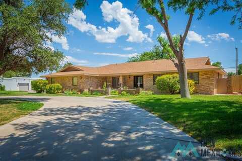 600 Tierra Berrenda Drive, Roswell, NM 88201