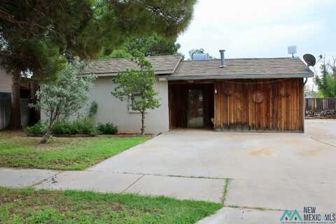 814 N Edward Street, Carlsbad, NM 88220