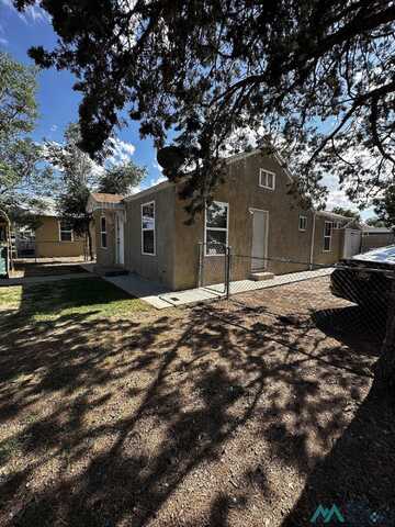 900 S Washington Avenue, Roswell, NM 88201