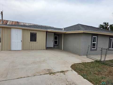 210 S Montana Avenue, Roswell, NM 88203