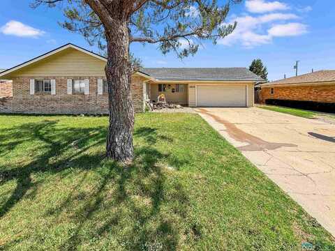 1809 Cattle Call Drive, Hobbs, NM 88240