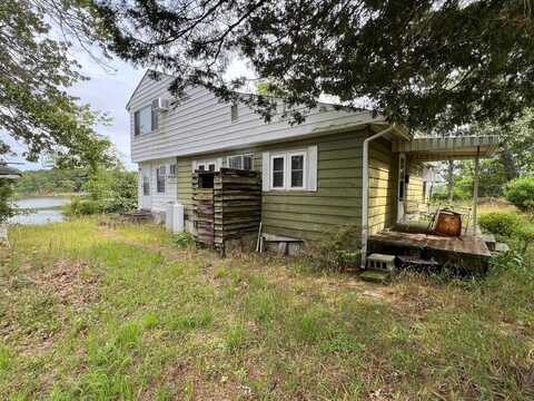 592 Magnolia Ln, Heathsville, VA 22473