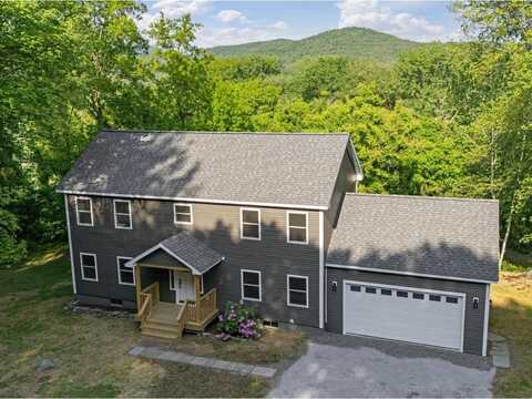 1061 Johnnie Brook Road, Richmond, VT 05477