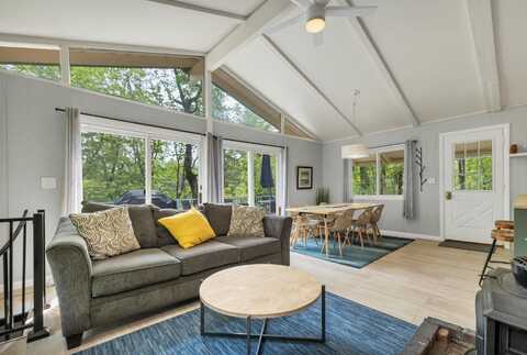 8 Little Shore Drive, Madison, NH 03849