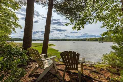 27 Clearwater Drive, Dover, NH 03820