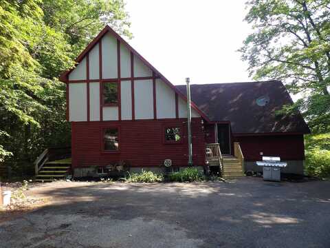18 Henry Drive, Effingham, NH 03882