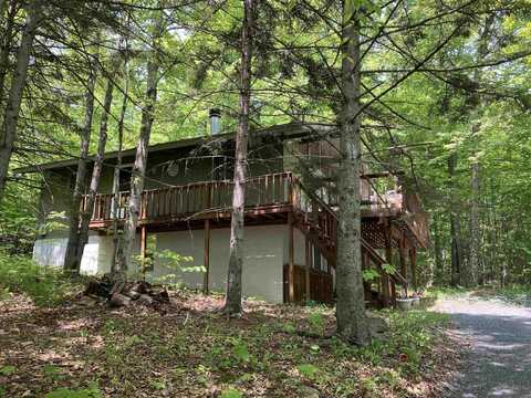 111 Binney Brook Road, Wilmington, VT 05363