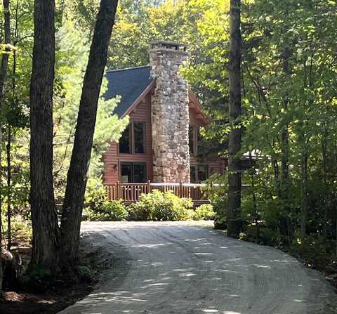 27 Stearns Avenue, Wilmington, VT 05363