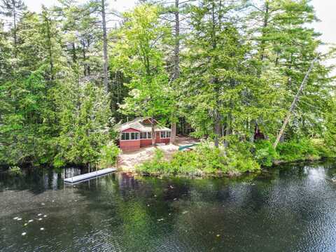 28 Brook Lane, Conway, NH 03818