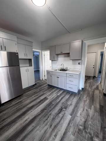 118 Riddle Street, Manchester, NH 03102