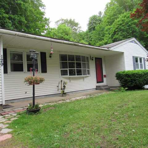 129 Chestnut Street, Claremont, NH 03743
