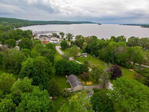 102 McGinn Drive, Saint Albans, VT 05478