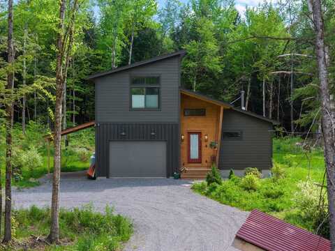 27 Hanley Lane, Essex, VT 05452