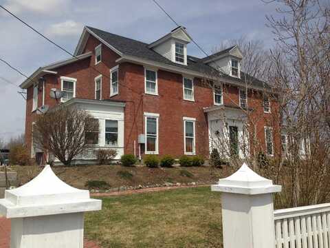 2 Elm Street, Newmarket, NH 03857