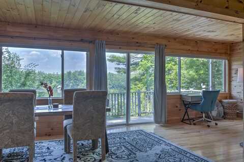 25 Headlands Road, Winchester, NH 03470