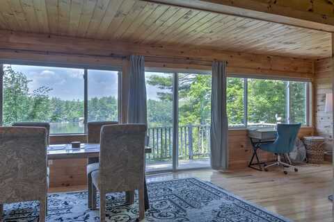 25 Headlands Road, Winchester, NH 03470