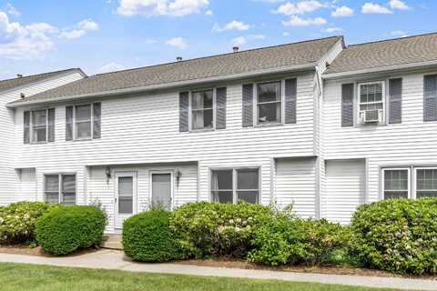 32 Lochmere Lane, Nashua, NH 03063