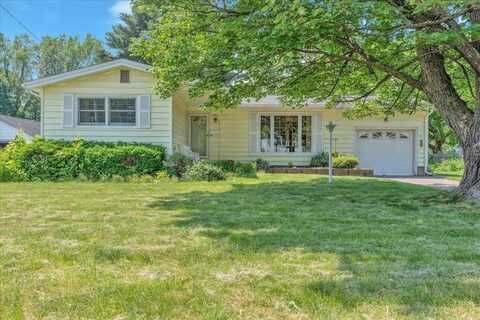 90 Logwood Street, South Burlington, VT 05403