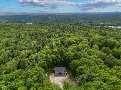 564 3rd Range Road, Pembroke, NH 03275