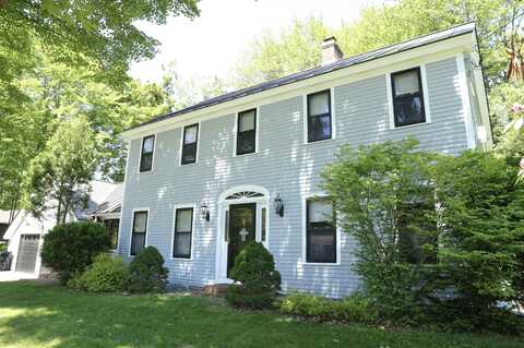 52 Ledgewood Road, Claremont, NH 03743