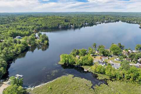 7 Beach Road, Hampstead, NH 03841