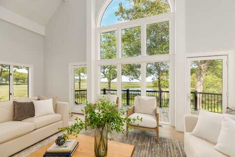 47 Tower Road, Kittery, ME 03904