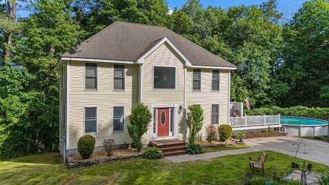 12 Lawrence Street, Derry, NH 03038