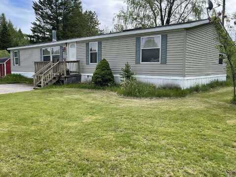 27 Page Hill Road, Lancaster, NH 03584