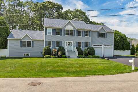 8 Nicholas Way, Seabrook, NH 03874