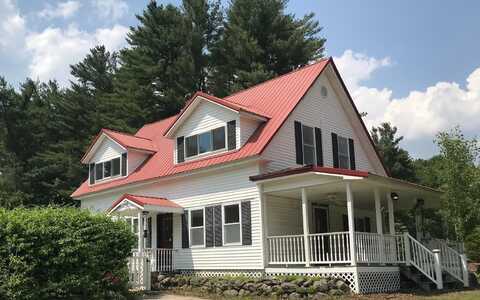 29 Benton Road, Hooksett, NH 03106