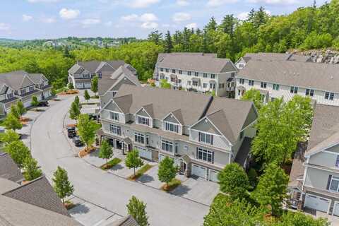 5 Manor Drive, Hooksett, NH 03106