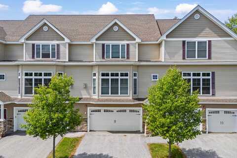 5 Manor Drive, Hooksett, NH 03106
