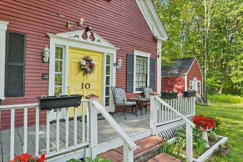 10 Whiteface Road, Sandwich, NH 03259
