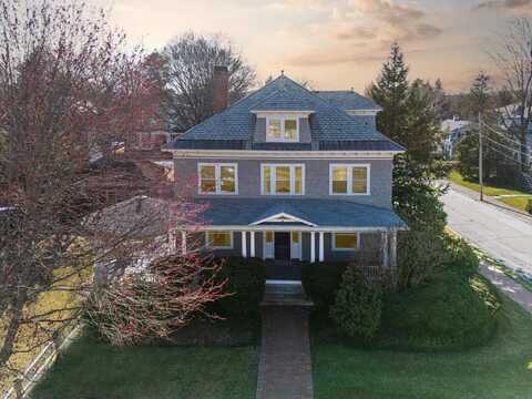 2124 Elm Street, Manchester, NH 03104