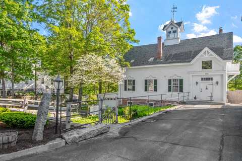 11 Highland Street, Meredith, NH 03253